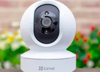 Camera Wifi trong nhà EZVIZ TY1 4MP siêu nét, Chủ động chống trộm khi có người đột nhập vào nhà bạn