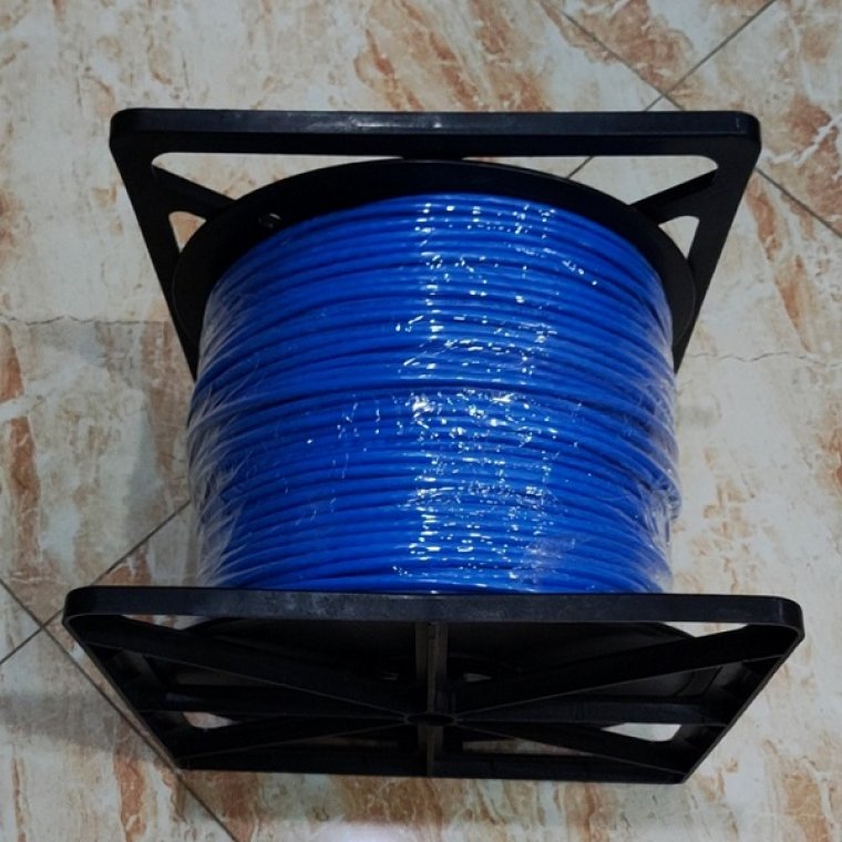 Cáp mạng Commscope/AMP Cat6 UTP 1427254-6