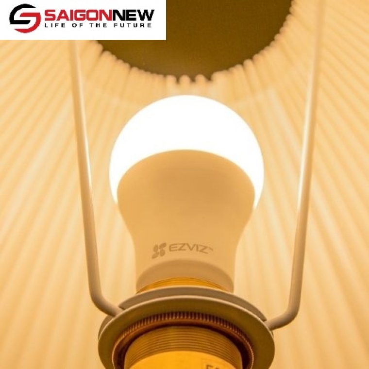 Đèn LED thông minh màu trắng EZVIZ CS-HAL-LB1-LWAW